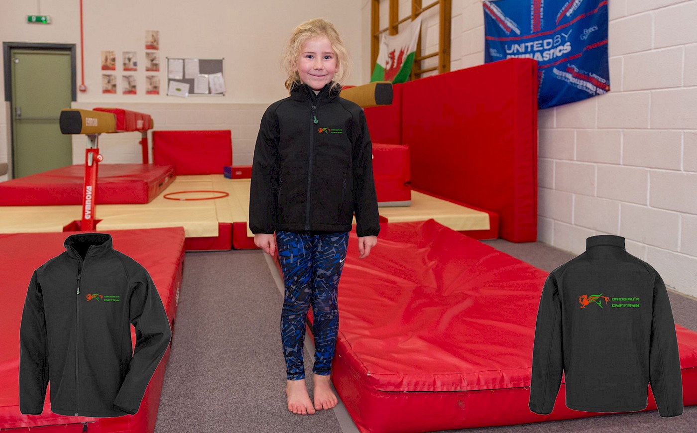 Siaced Clwb Dreigiau'r Dyffryn