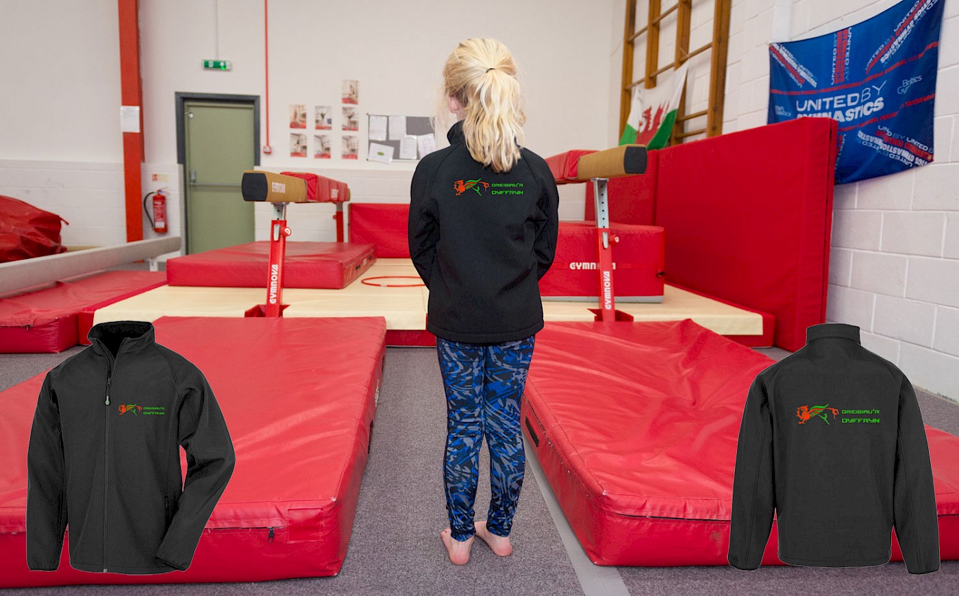 Siaced Clwb Dreigiau'r Dyffryn